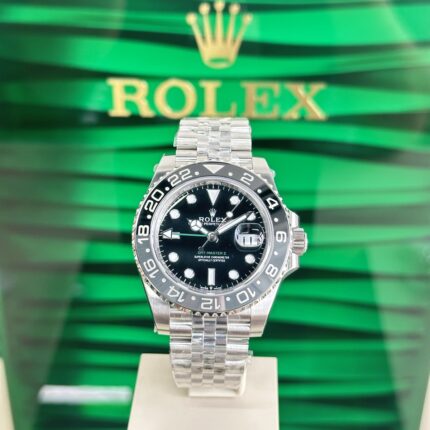 VS Factory Rolex GMT-Master II 126710GRNR “Bruce Wayne” on Jubilee Bracelet